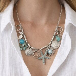 Chico's Coastal Charm Statement Necklace/ Turquoise Starfish Ocean Theme. Boho